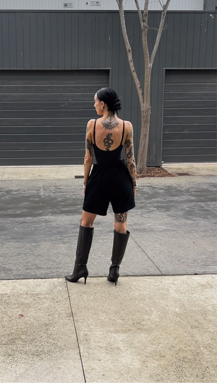 DARK ROMANCE BOOK CLUB LOUNGE SHORTS
