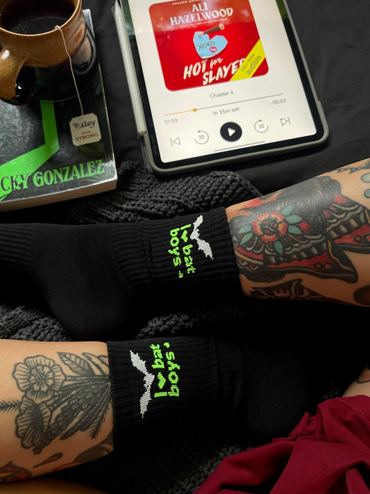 BAT BOYS BOOK SOCKS