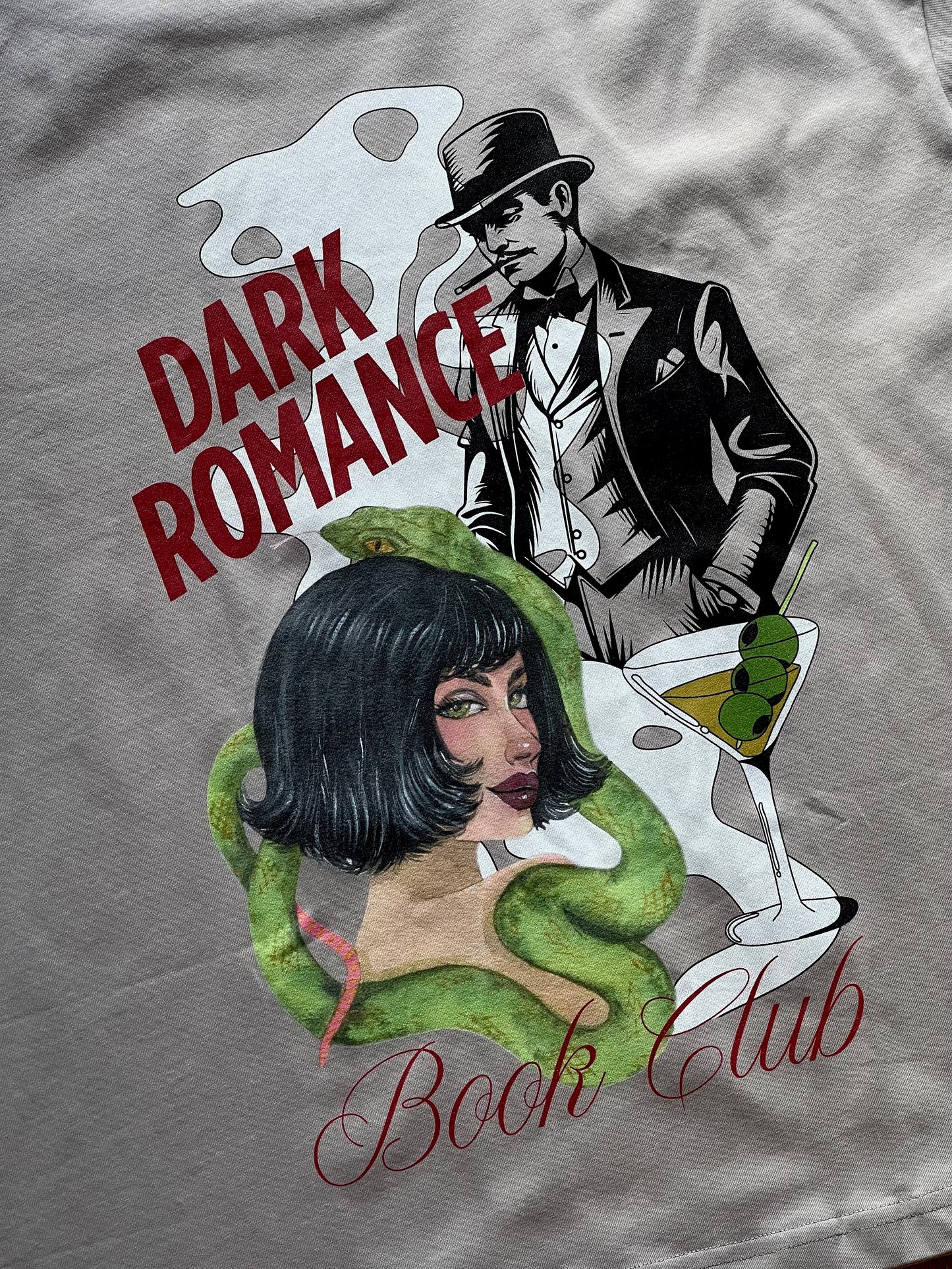 DARK ROMANCE OVERSIZED TEE