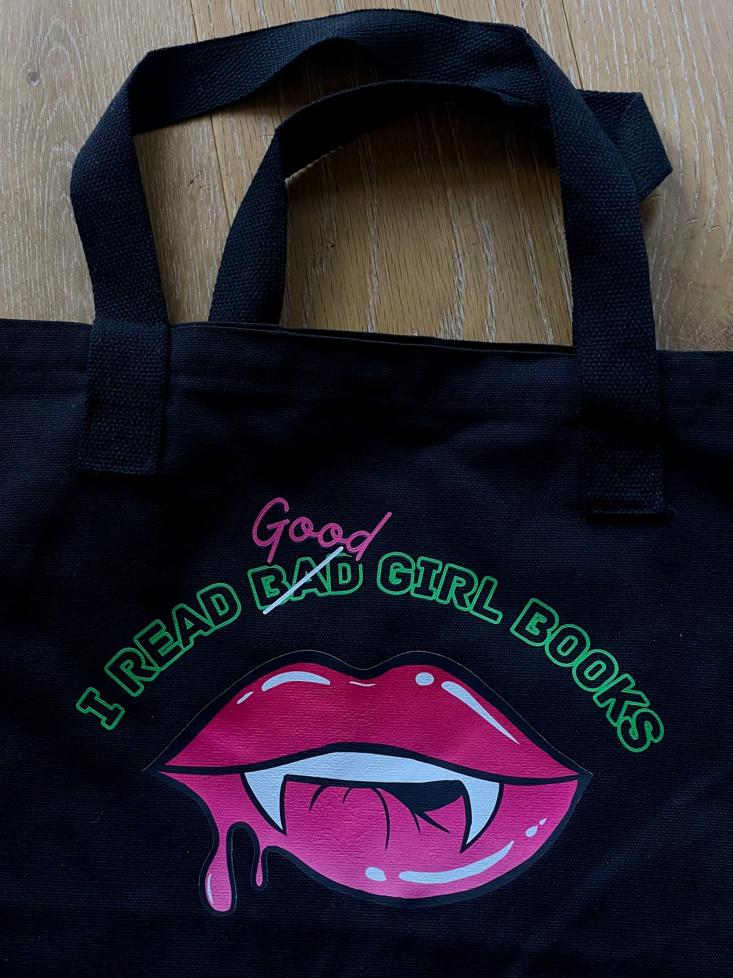 VAMPIRE SMUT BOOK BAG, BLACK