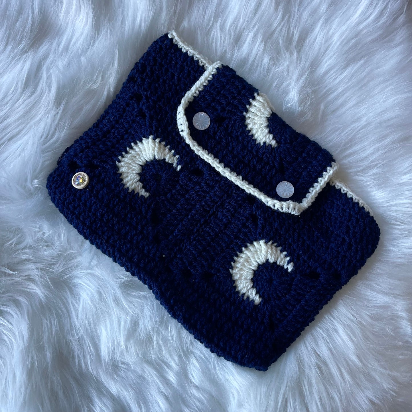 LUNA BOOK SLEEVE