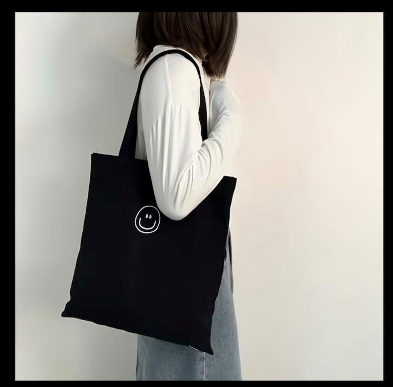 SMILEY TOTE BAGS SALE