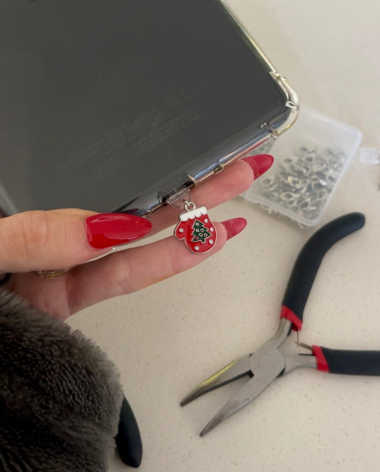 KINDLE DUST PLUG, CHRISTMAS MITTEN **SALE**