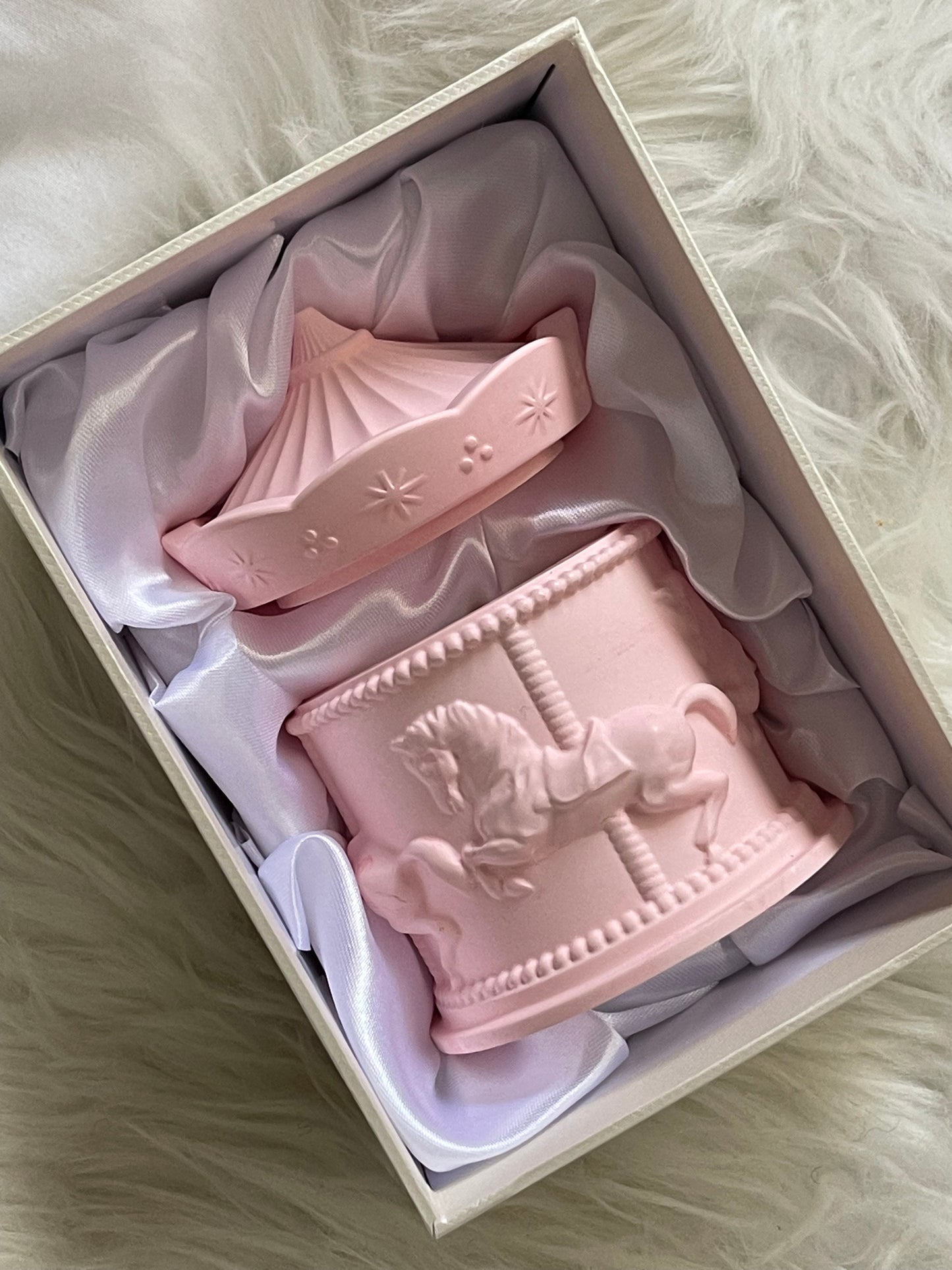 WHIMSY ROSE CANDLE