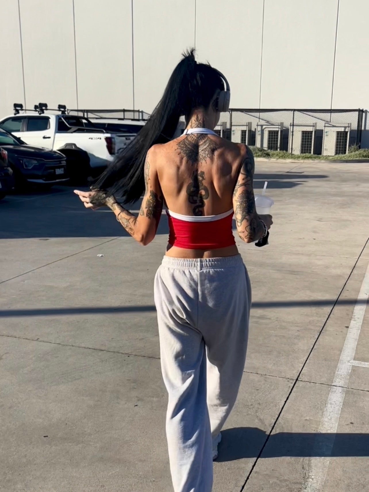 SCARLET HALTER TANK