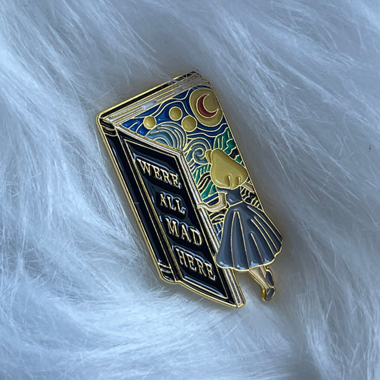 ALICE IN WONDERLAND PIN