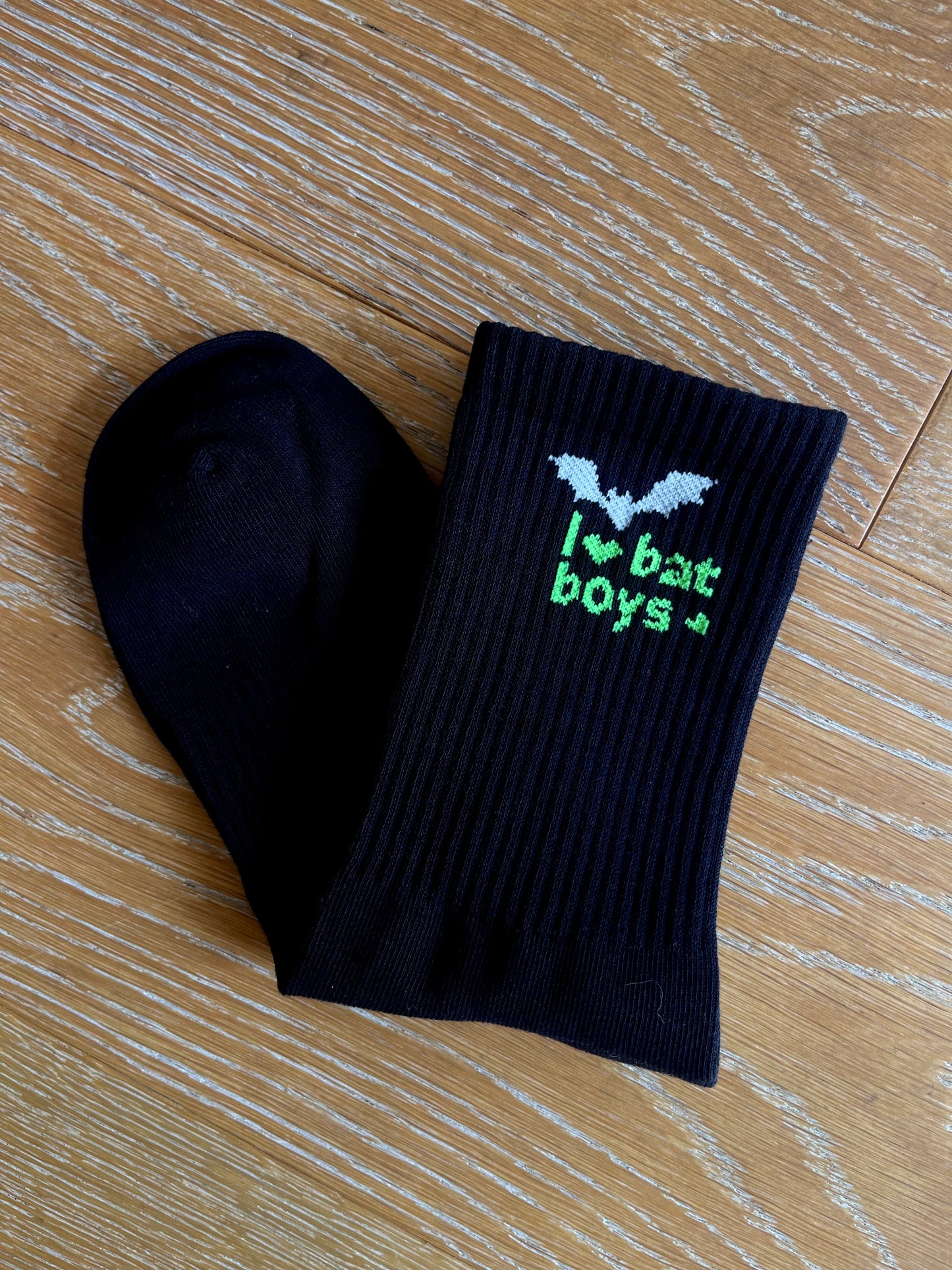 BAT BOYS BOOK SOCKS