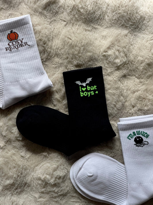 MIXED BUNDLE COSY BOOK SOCKS