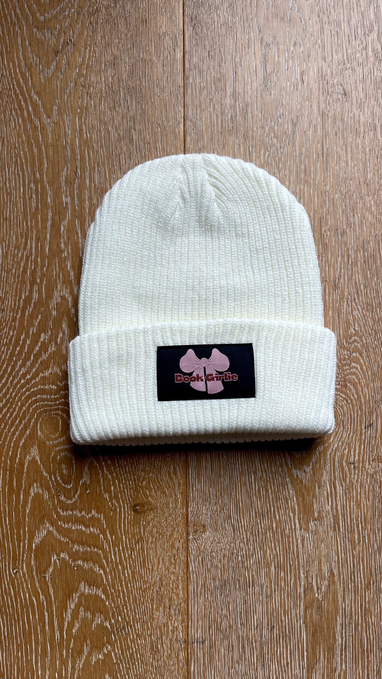 BOOK GIRLIE CHUNKY RIB BEANIE