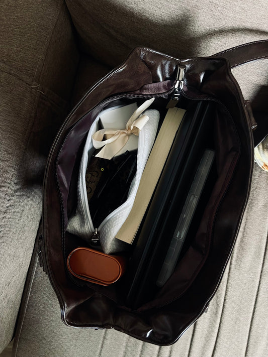 BOOK GIRLIE PUFF, SNOW