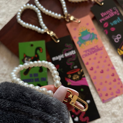 BOOKMARK PEARLS