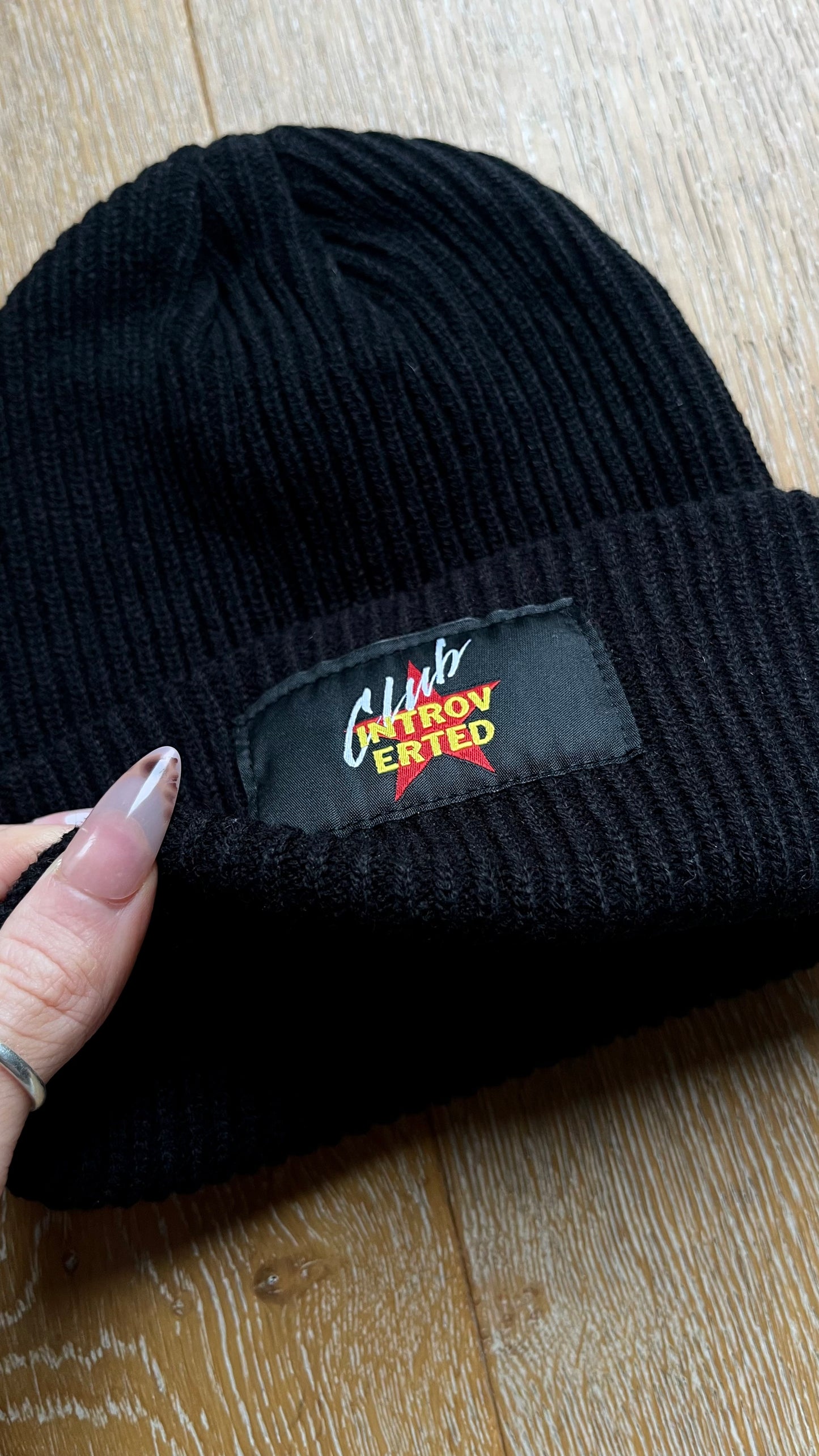 CLUB INTROVERT CHUNKY RIB BEANIE