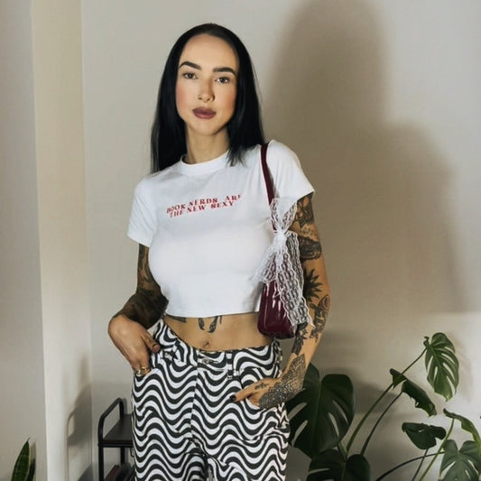 BOOK NERDS ARE SEXY SLOGAN TEE